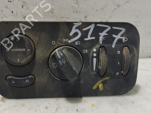 Used Headlight switch CHRYSLER VOYAGER IV (RG, RS) 2.8 CRD (150 hp) 31099695