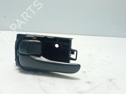 Türgriff hinten links innen für NISSAN ALMERA II Hatchback (N16) 2.2 Di (110 hp) 31111697