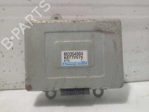 Centralina do motor MITSUBISHI PAJERO CLASSIC (V2_W, V6_W, V7_W) 2.5 TD (V24W) (115 hp) 31106083