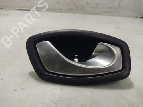 Maneta interior trasera derecha RENAULT LAGUNA III (BT0/1) 2.0 dCi (BT01, BT08, BT09, BT0E, BT0K, BT12, BT1C, BT1D,... (150 hp) 31106486