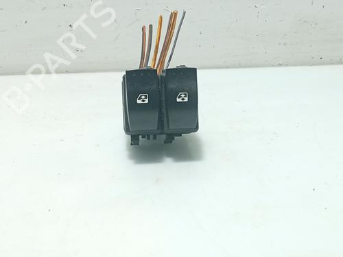 Used Left front window switch RENAULT CLIO II (BB_, CB_) 1.5 dCi (B/CB08) (82 hp) 31182434