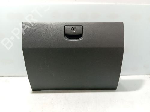 Guantera KIA SORENTO I (JC) 2.5 CRDi 4WD (140 hp) 31337754