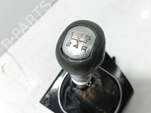 Gear lever FORD MONDEO III Saloon (B4Y) 2.0 TDCi | BP32303978M90