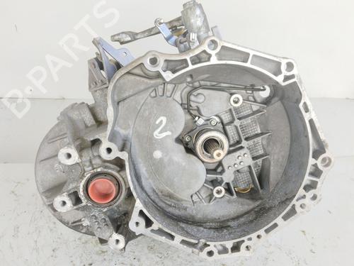 Getriebe für OPEL ZAFIRA / ZAFIRA FAMILY B (A05) 1.7 CDTI (M75) (125 hp) 31100768