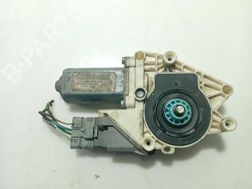 Used Left front window motor CITROËN XSARA PICASSO (N68) 1.6 HDi (90 hp) 31110472