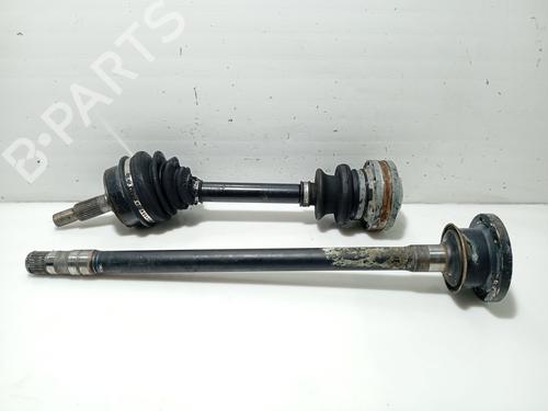 Used Right front driveshaft MERCEDES-BENZ VITO Bus (W638) 108 D 2.3 (638.164) (79 hp) 31949688