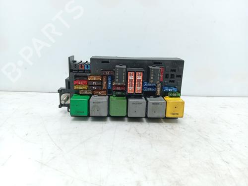 Used Fuse box Fuse box MERCEDES-BENZ M-CLASS (W164) ML 280 CDI 4-matic (164.120) (190 hp) 33869011 33869011