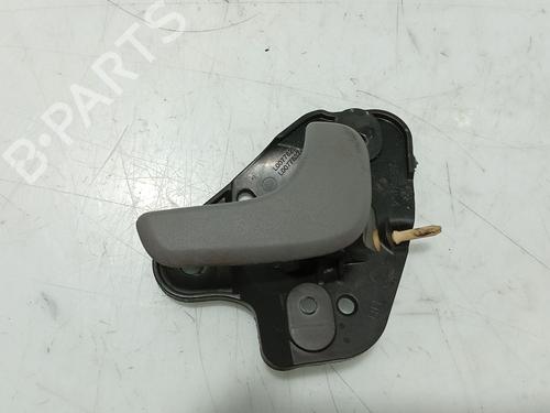 Maneta interior delantera derecha CHRYSLER VOYAGER IV (RG, RS) 2.5 CRD (141 hp) 31815445