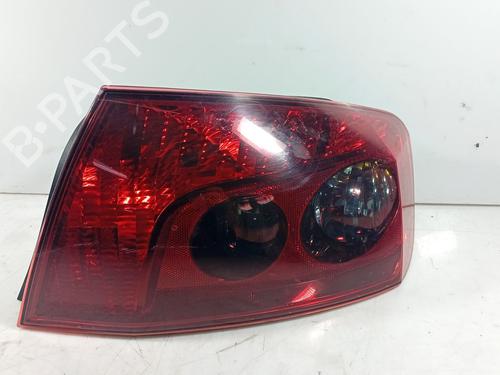 Used Right taillight Right taillight PEUGEOT 407 (6D_) 1.6 HDi 110 (6D9HZC, 6D9HYC) (109 hp) 39962603 39962603