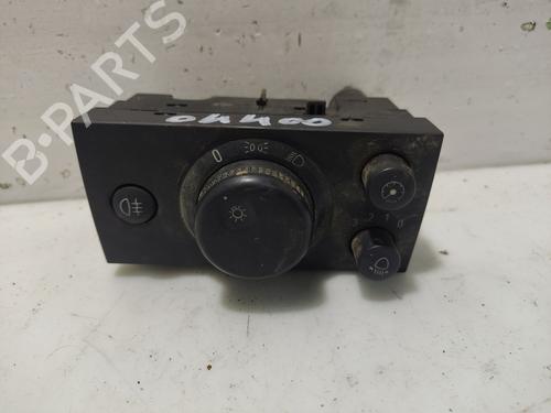 Forlygtekontakt OPEL VECTRA C (Z02) 2.0 DTI 16V (F69) (101 hp) 31098802