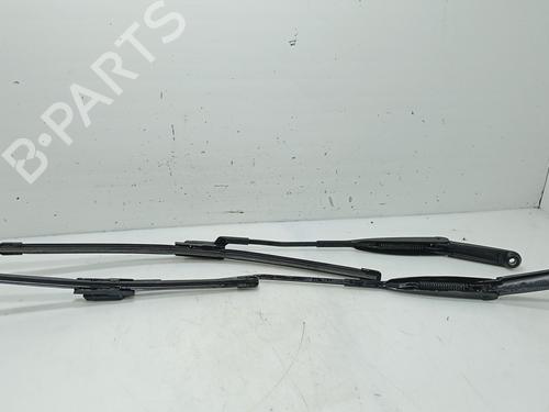 Brazo limpia delantero Brazo limpia delantero FIAT BRAVO II (198_) 1.9 D Multijet (198AXB1A) (120 hp) 33981093 33981093