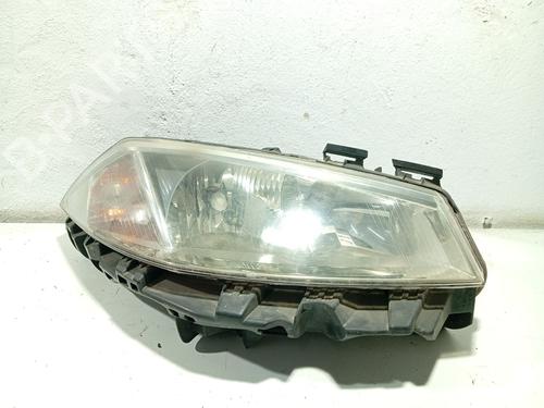 Used Right headlight RENAULT MEGANE II (BM0/1_, CM0/1_) 1.9 dCi (BM0G, CM0G) (120 hp) 31103403