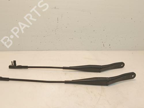 front-windshield-wiper-arm-opel-astra-h-twintop-a04-2005-2006-2007-2008-2009-2010-34399757 main image