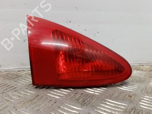 Used Left tailgate light ALFA ROMEO 147 (937_) 1.9 JTDM 16V (937.AXN1B, 937.BXN1B) (150 hp) 24689167