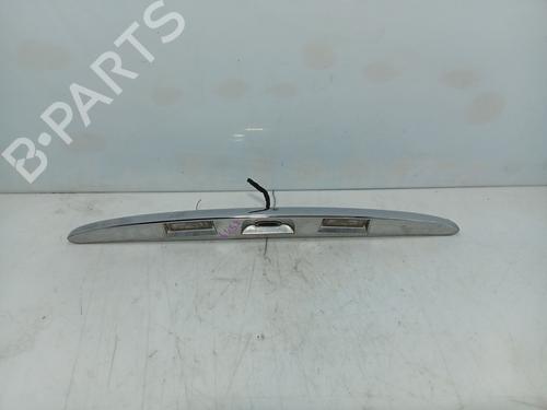 Puxador da tampa da mala Puxador da tampa da mala LANCIA YPSILON (843_) 1.3 JTD (843.AXD11, 843.AXD1A) (70 hp) 36529636 36529636