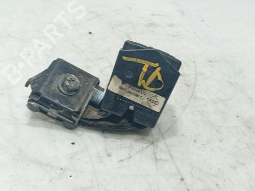 Used Seat buckle Seat buckle RENAULT CLIO II (BB_, CB_) 1.2 (BB0A, BB0F, BB10, BB1K, BB28, BB2D, BB2H, CB0A,... (58 hp) 36527185 36527185
