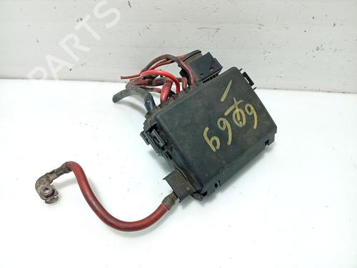 Used Fuse box VW GOLF IV (1J1) 1.9 TDI (110 hp) 31103566