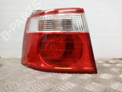 left-taillight-kia-carens-ii-mpv-fj-20-crdi-e138368-2002-2003-2004-2005-2006-2007-2008-2009-2010-2011-2012-2013-18974833 main image