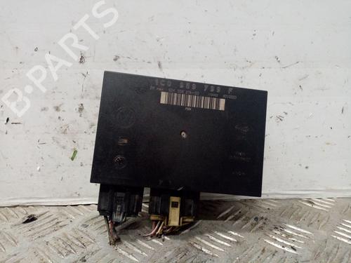 Used Fuse box Fuse box 18997376 18997376