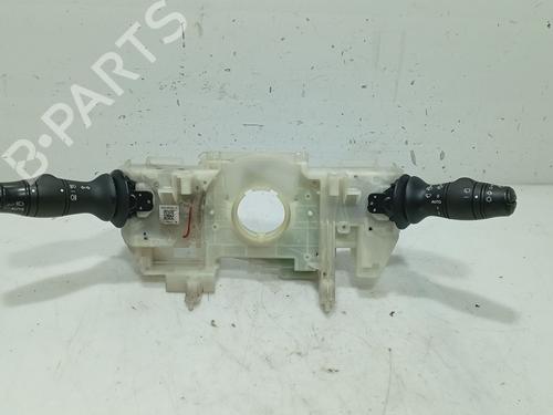 Used Steering wheel controls Steering wheel controls RENAULT MEGANE III Hatchback (BZ0/1_, B3_) 1.5 dCi (106 hp) 32686758 32686758