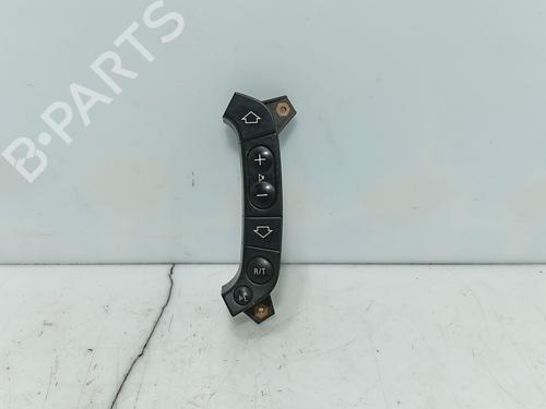 Comandos do volante Comandos do volante BMW 3 (E46) 320 d (150 hp) 36451063 36451063