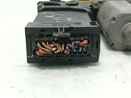 Left front window motor VW PASSAT B5.5 Variant (3B6) 1.9 TDI | BP25288618E21 