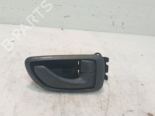 Used Front right interior door handle Front right interior door handle HYUNDAI SANTA FÉ I (SM) 2.0 CRDi (113 hp) 34699961 34699961