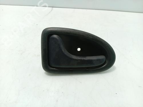 Used Rear left interior door handle RENAULT CLIO II (BB_, CB_) 1.2 (BB0A, BB0F, BB10, BB1K, BB28, BB2D, BB2H, CB0A,... (58 hp) 31102172