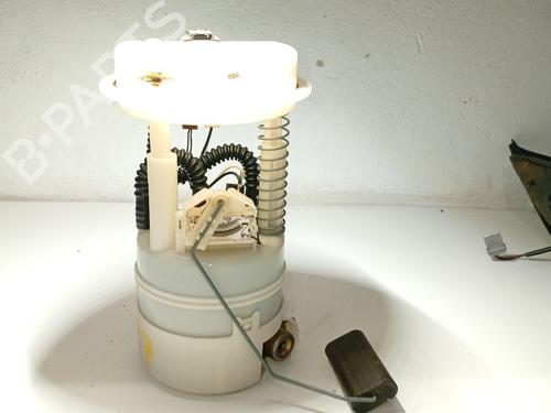 Used Fuel pump NISSAN MICRA III (K12) 1.4 16V (88 hp) 25707945