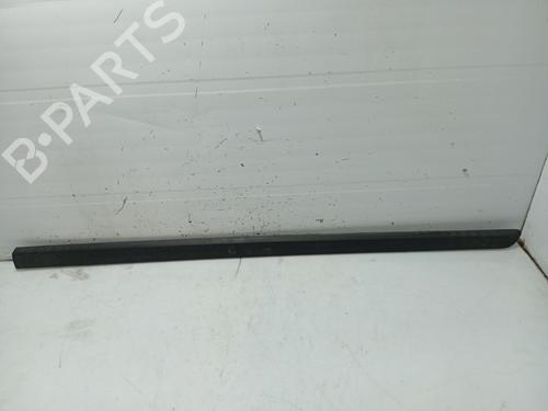 Friso da porta PEUGEOT 407 (6D_) 1.8 (6D6FZB) (116 hp) 31108935