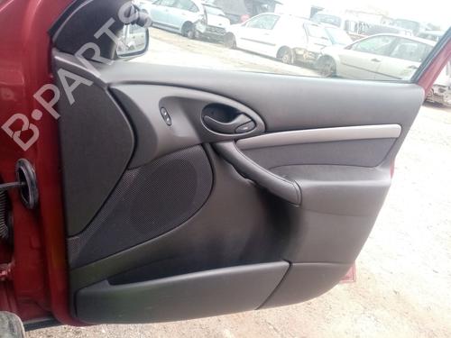 Høyre frontpanel FORD FOCUS I (DAW, DBW) 1.8 Turbo DI / TDDi | BP19003630C59 
