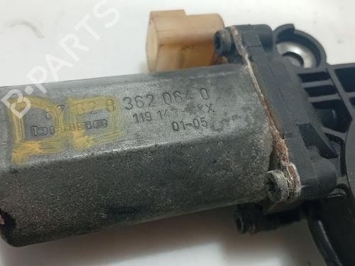 Right front window motor BMW 3 (E46) 320 d | BP34716812E20 - Image 4