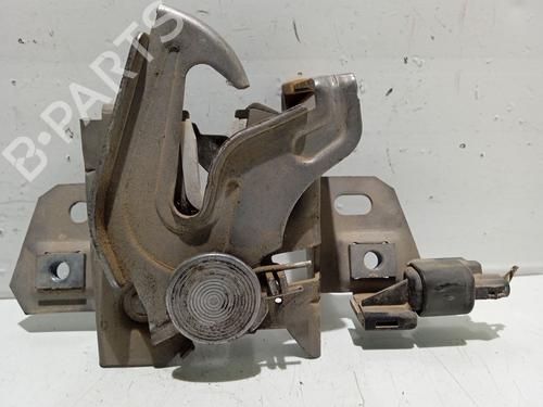 hood-lock-volvo-v50-545-2003-2004-2005-2006-2007-2008-2009-2010-2011-2012-24684337 main image
