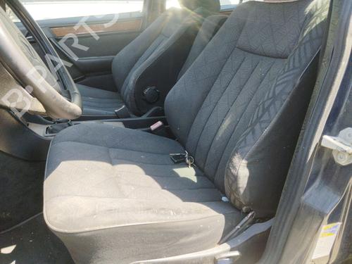 Left front indicator MERCEDES-BENZ 124 Saloon (W124) 200 D (124.120) | BP31105045C32 