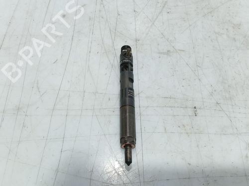 Inyector Inyector RENAULT MEGANE II (BM0/1_, CM0/1_) 1.5 dCi (BM02, BM13, BM2A, CM02, CM13) (101 hp) 37025213 37025213