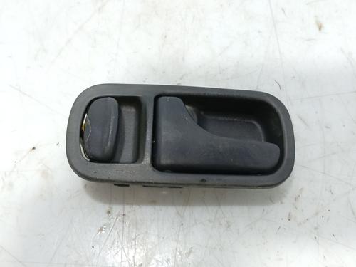 Used Rear left interior door handle Rear left interior door handle NISSAN TERRANO II (R20) 2.7 TD 4WD (101 hp) 33287741 33287741