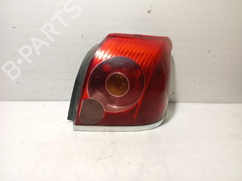 Used Right taillight TOYOTA AVENSIS (_T25_) 2.0 D-4D (CDT250_, CDT250R) (116 hp) 32305627