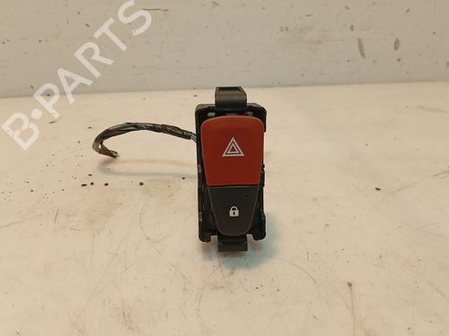 warning-switch-renault-megane-iii-hatchback-bz01_-b3_-2008-32686707 main image