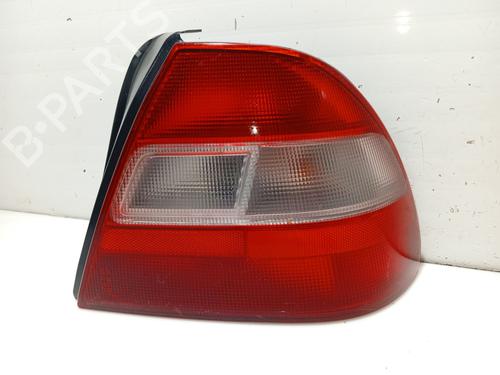 Farolim direito HONDA CIVIC VI Fastback (MA, MB) 1.4 i (MA8, MB2) (75 hp) 31107114