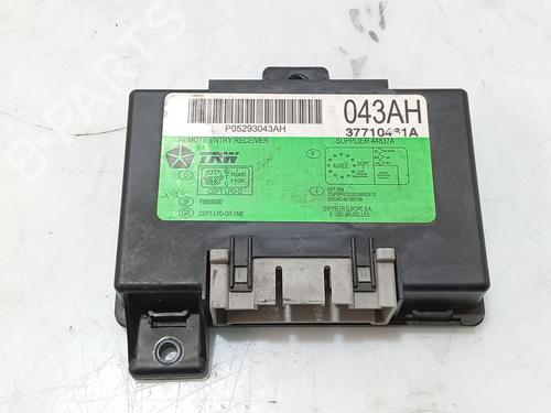 Used Electronic module CHRYSLER PT CRUISER (PT_) [2000-2010]  31111920