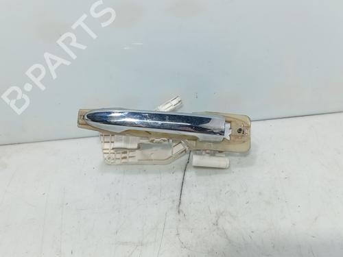 front-right-exterior-door-handle-kia-carens-iii-mpv-un-2006-2007-2008-2009-2010-2011-2012-2013-36324500 main image