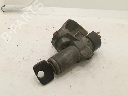 Canhão de ignição OPEL CORSA A Hatchback (S83) 1.0 (F08, M08, F68, M68) (45 hp) 31099300