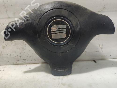 Used Driver airbag SEAT LEON (1M1) 1.9 TDI (110 hp) 31104428