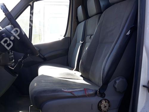 Mass air flow sensor VW CRAFTER 30-35 Bus (2E_) 2.5 TDI | BP24688079M95 