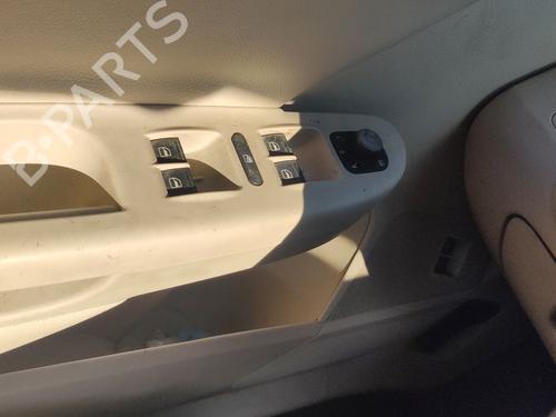 Fuse box VW PASSAT B6 Variant (3C5) 2.0 TDI | BP34715415E1 - Image 27