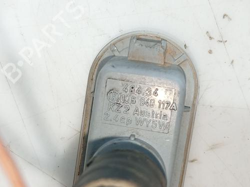 Left front indicator VW POLO (6N2) 1.4 16V | BP36153145C32 - Image 3