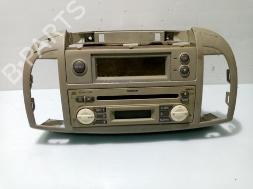 Used Radio Radio NISSAN MICRA III (K12) 1.4 16V (88 hp) 21175799 21175799
