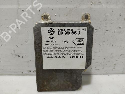 Airbag module VW GOLF IV (1J1) 1.9 TDI (110 hp) 31099084