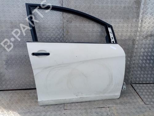 right-front-door-seat-toledo-iii-5p2-5p0831056a-2004-2005-2006-2007-2008-2009-18975814 main image