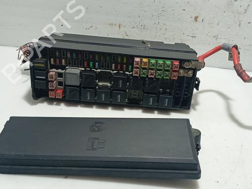 Fuse box LAND ROVER RANGE ROVER SPORT I (L320) 2.7 D 4x4 | BP31130355E1